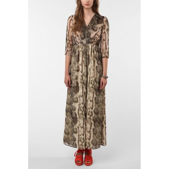 Lovers + Friends Dresses & Skirts - NEW Lovers + Friends Womens Chiffon Snakeskin Maxi Dress
